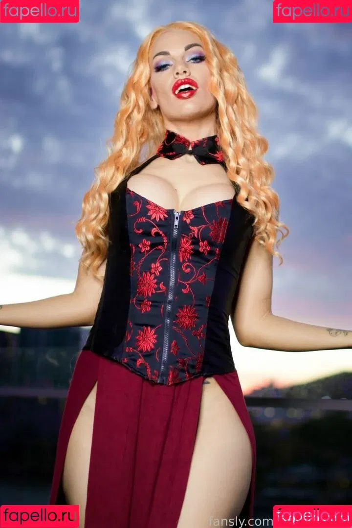 Coralea Jade Onlyfans Photo Gallery 