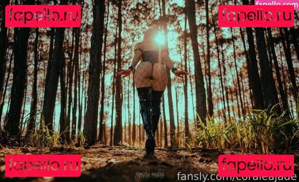 Coralea Jade Onlyfans Photo Gallery 