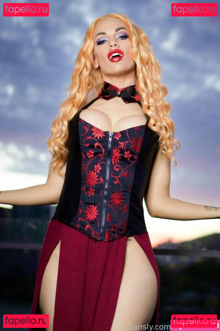 Coralea Jade Onlyfans Photo Gallery 