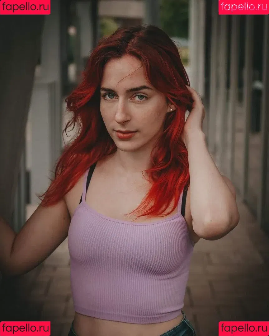 Zarahchan Onlyfans Photo Gallery 