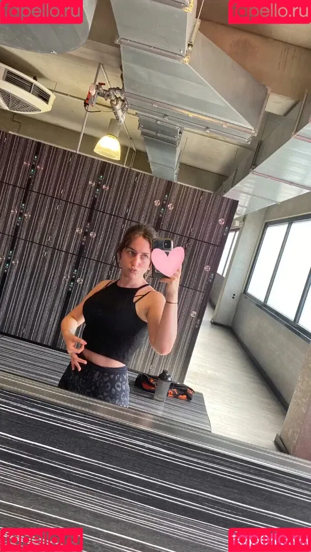 Zarahchan Onlyfans Photo Gallery 