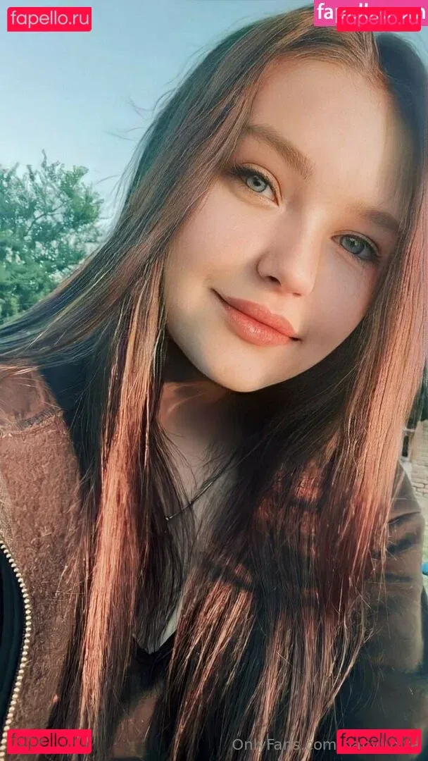 babyluxxe Onlyfans Photo Gallery 