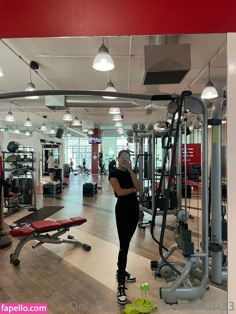 rebeccabusi33 Onlyfans Photo Gallery 