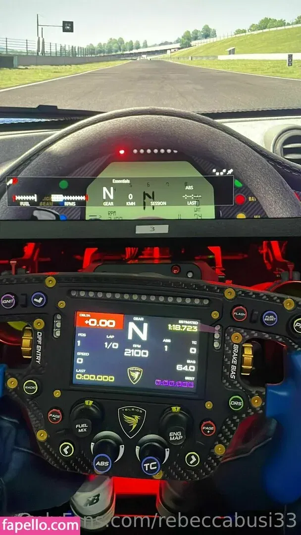 rebeccabusi33 Onlyfans Photo Gallery 