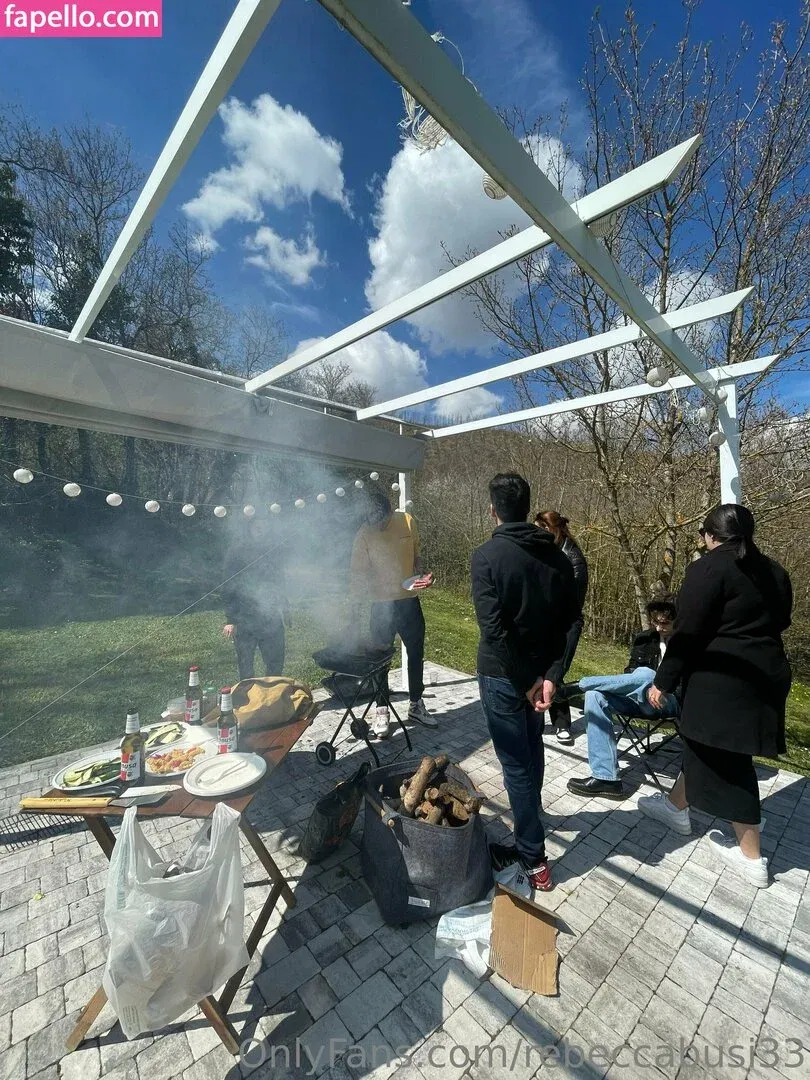 rebeccabusi33 Onlyfans Photo Gallery 