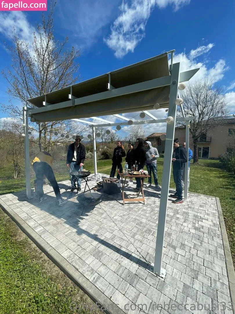 rebeccabusi33 Onlyfans Photo Gallery 