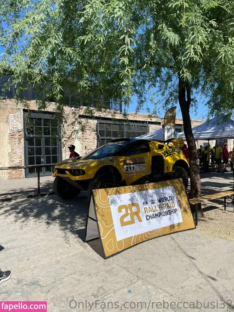 rebeccabusi33 Onlyfans Photo Gallery 