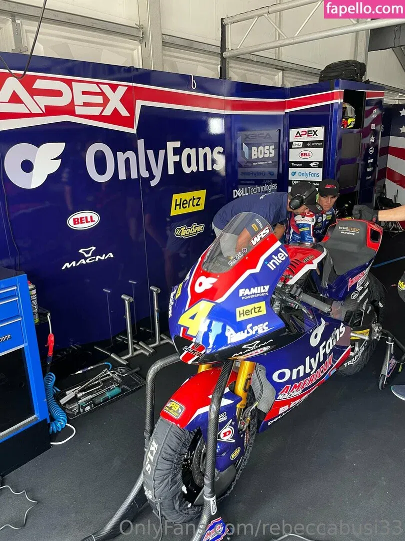 rebeccabusi33 Onlyfans Photo Gallery 