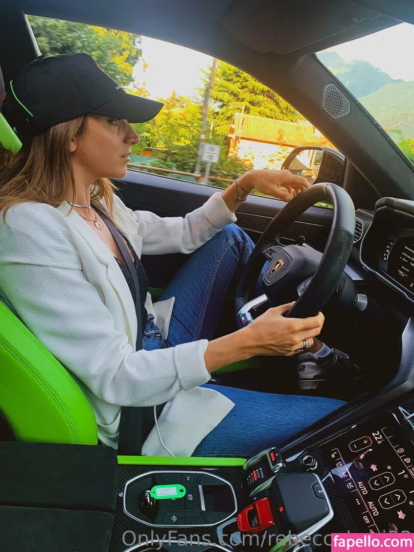 rebeccabusi33 Onlyfans Photo Gallery 