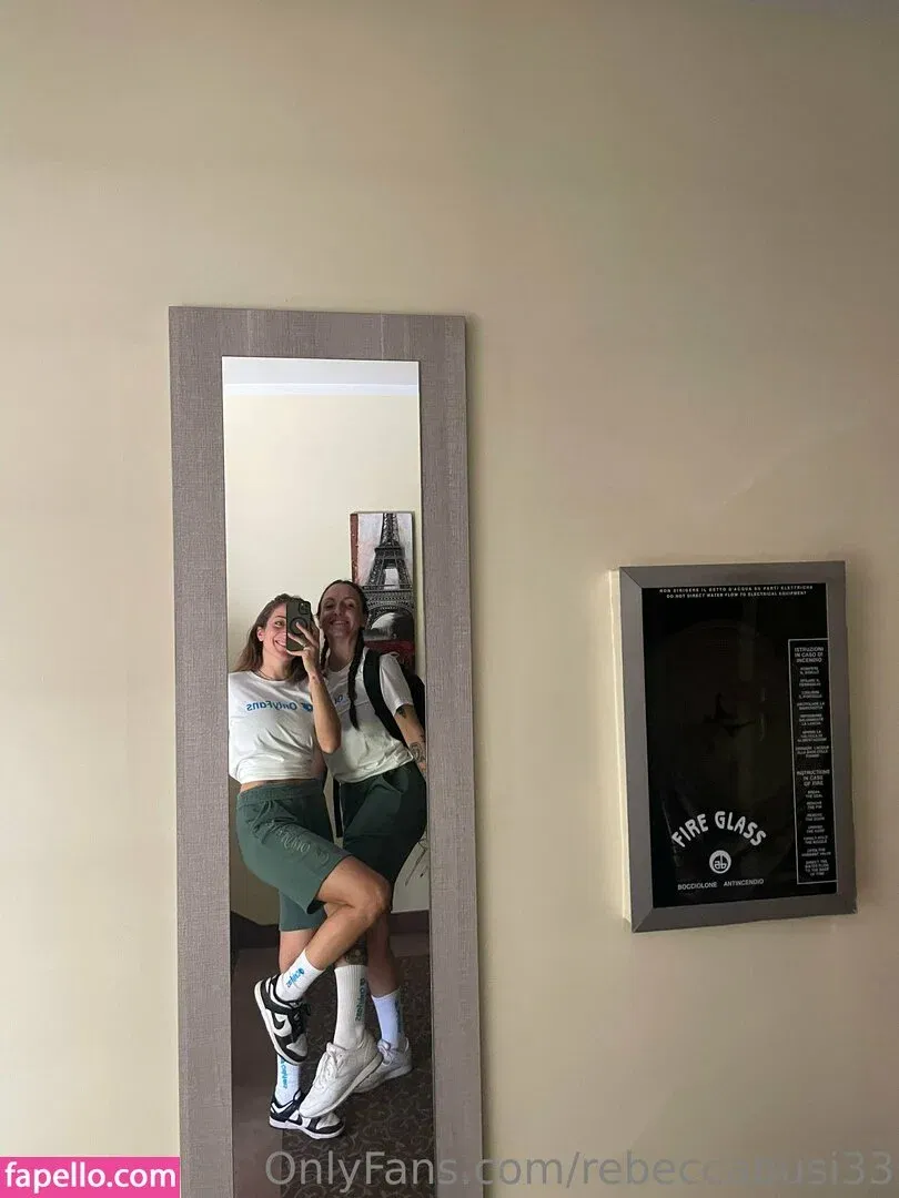 rebeccabusi33 Onlyfans Photo Gallery 