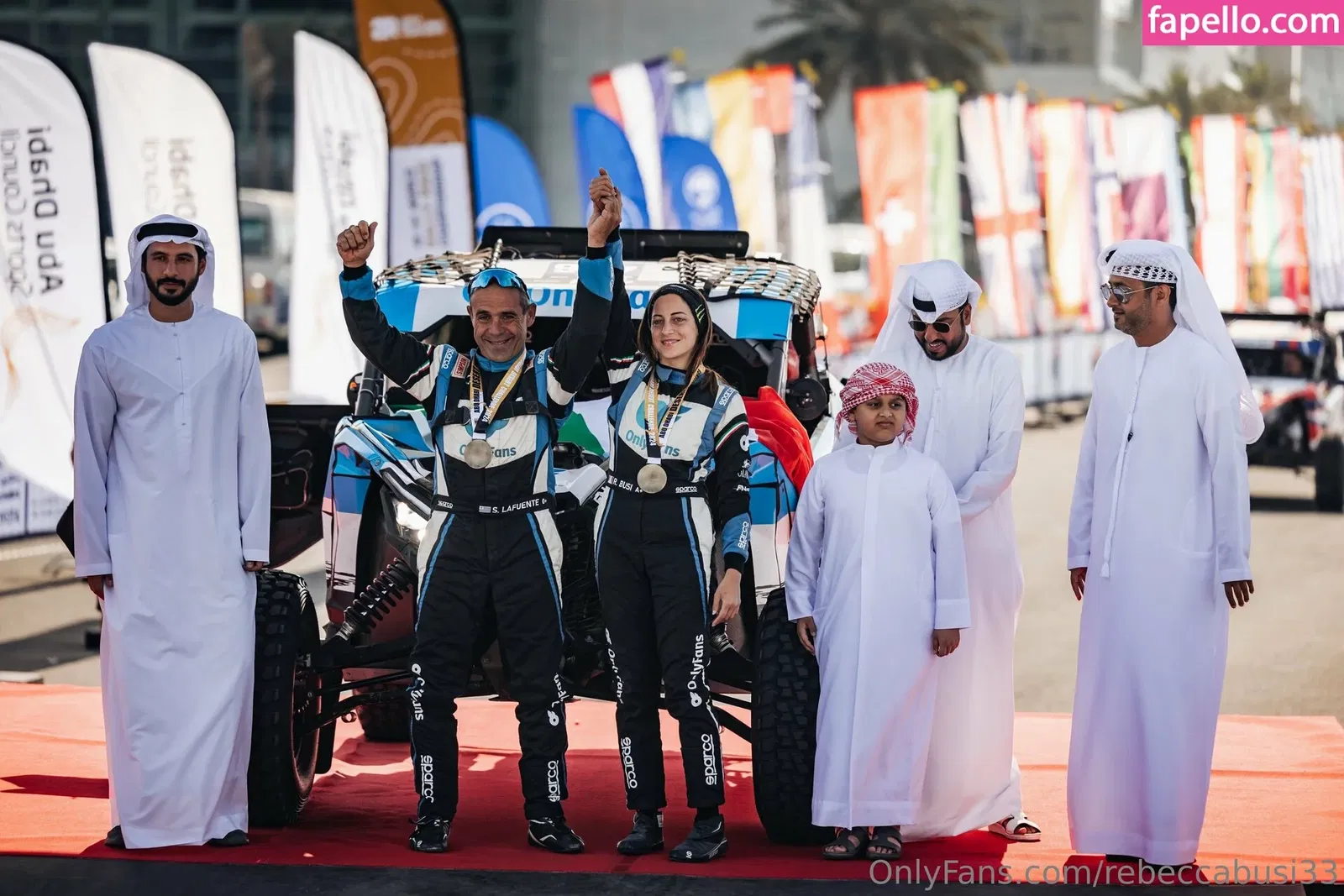 rebeccabusi33 Onlyfans Photo Gallery 