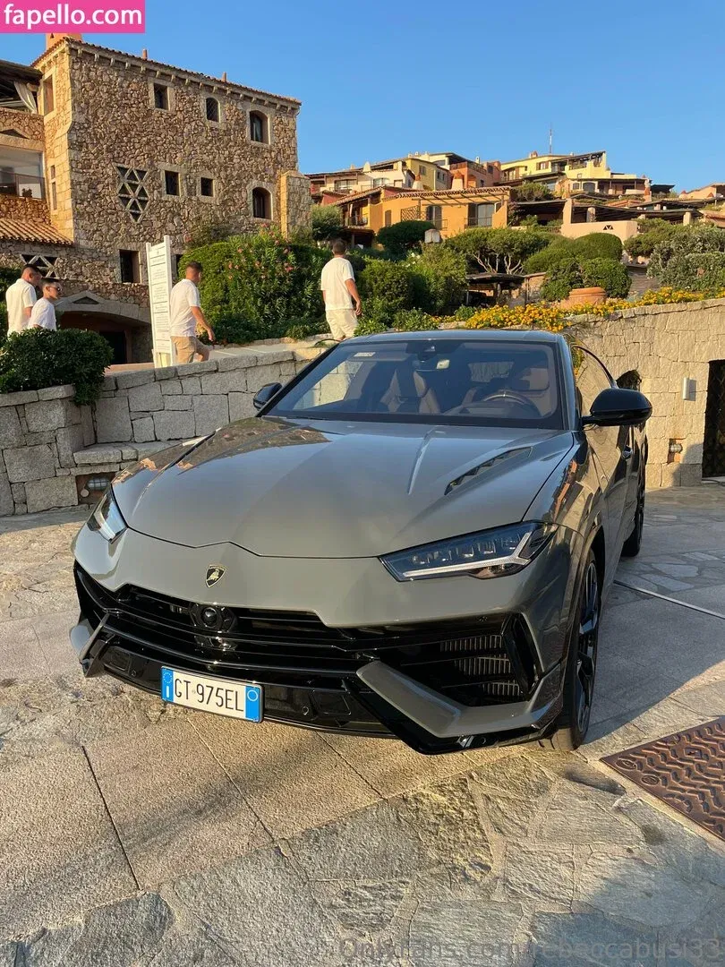 rebeccabusi33 Onlyfans Photo Gallery 