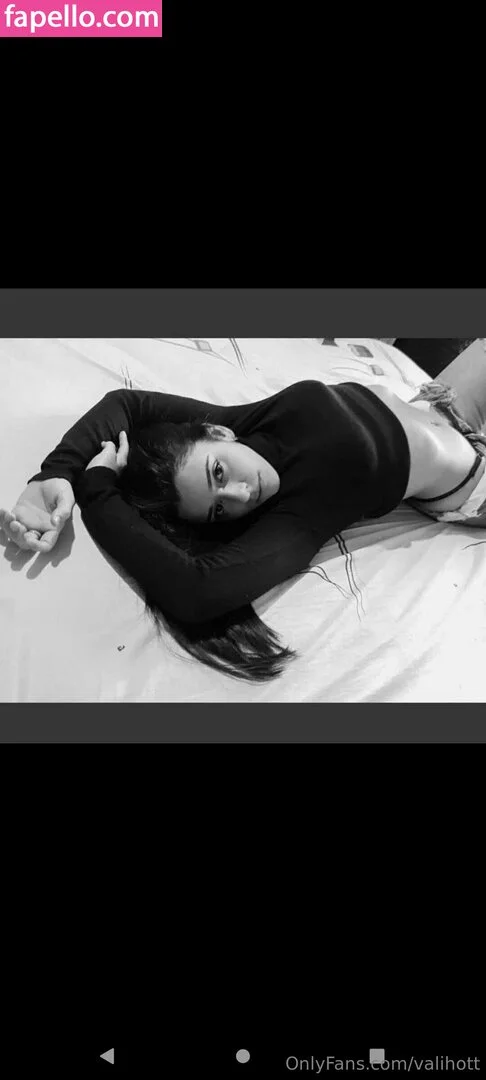 valihott Onlyfans Photo Gallery 