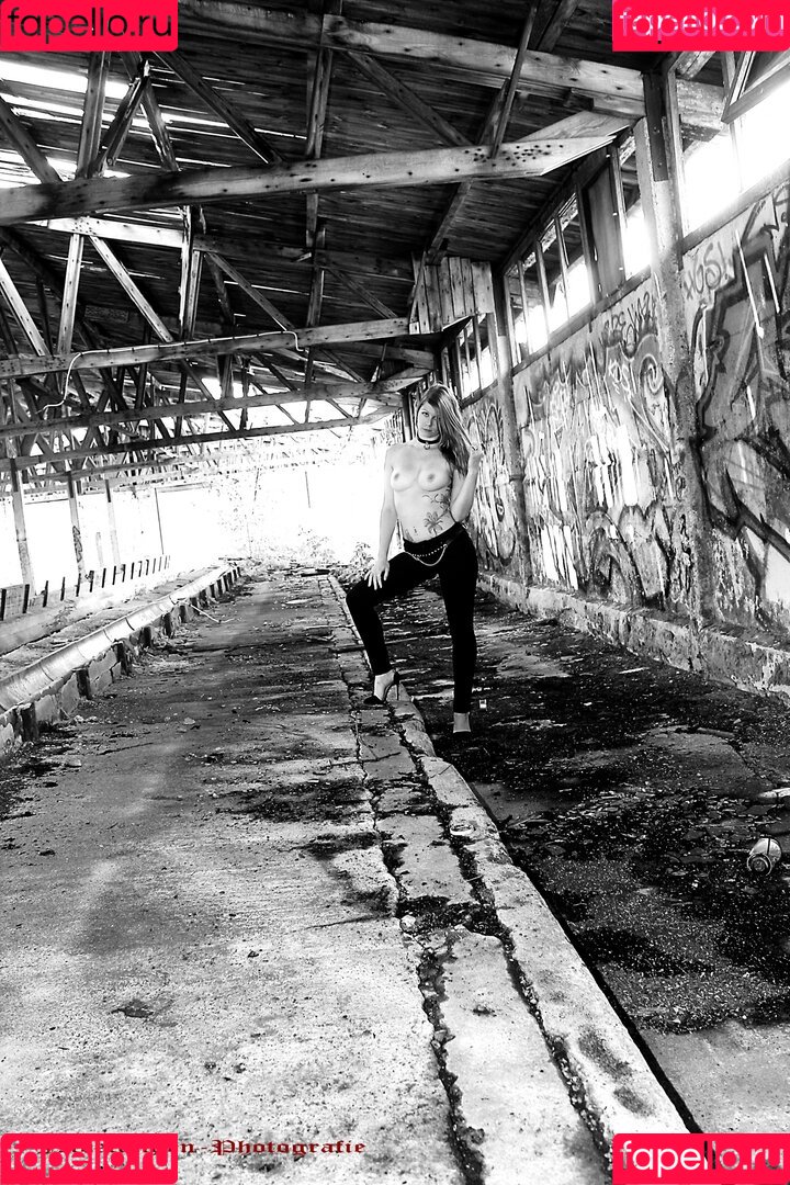 traumflauschmuschi Onlyfans Photo Gallery 