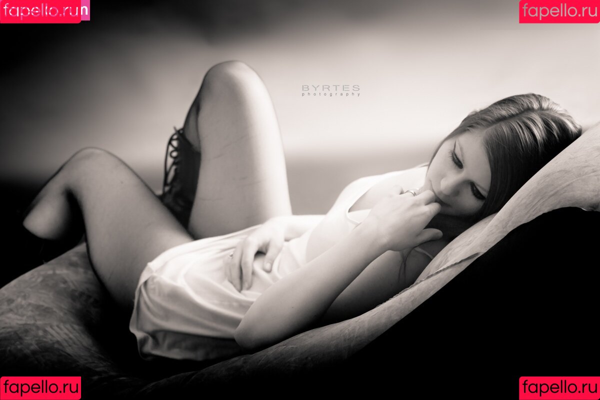 traumflauschmuschi Onlyfans Photo Gallery 