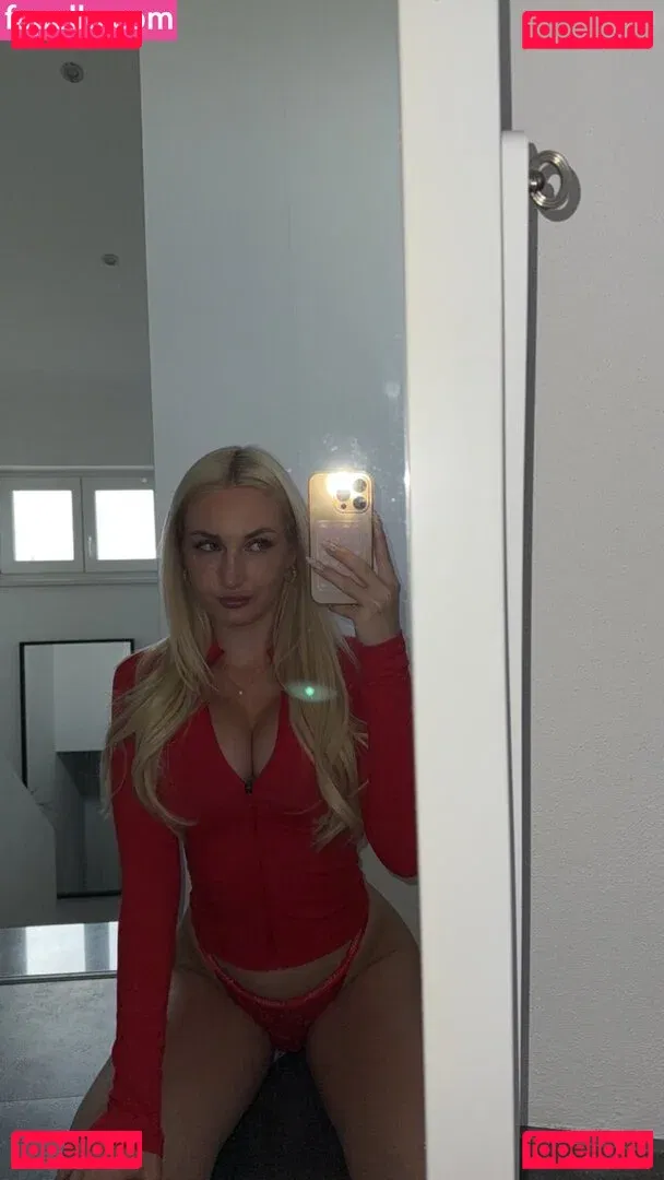 Dana Kufner Onlyfans Photo Gallery 