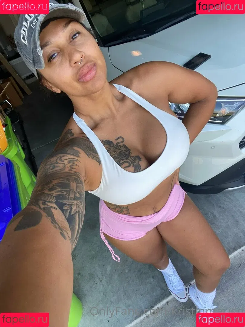 Kris Marie Onlyfans Photo Gallery 