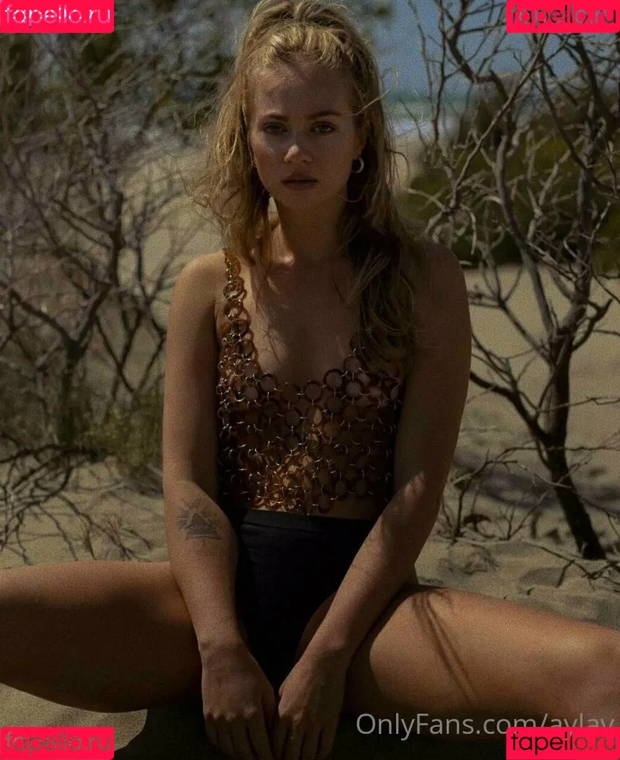 aylav Onlyfans Photo Gallery 