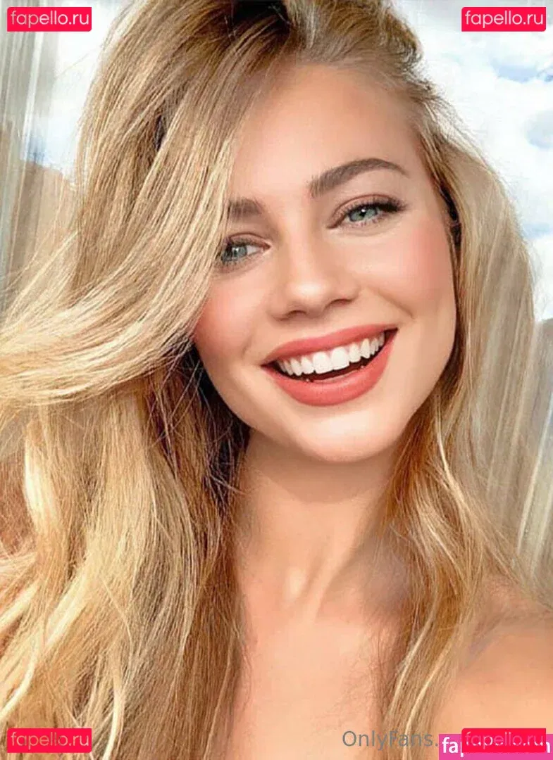 aylav Onlyfans Photo Gallery 