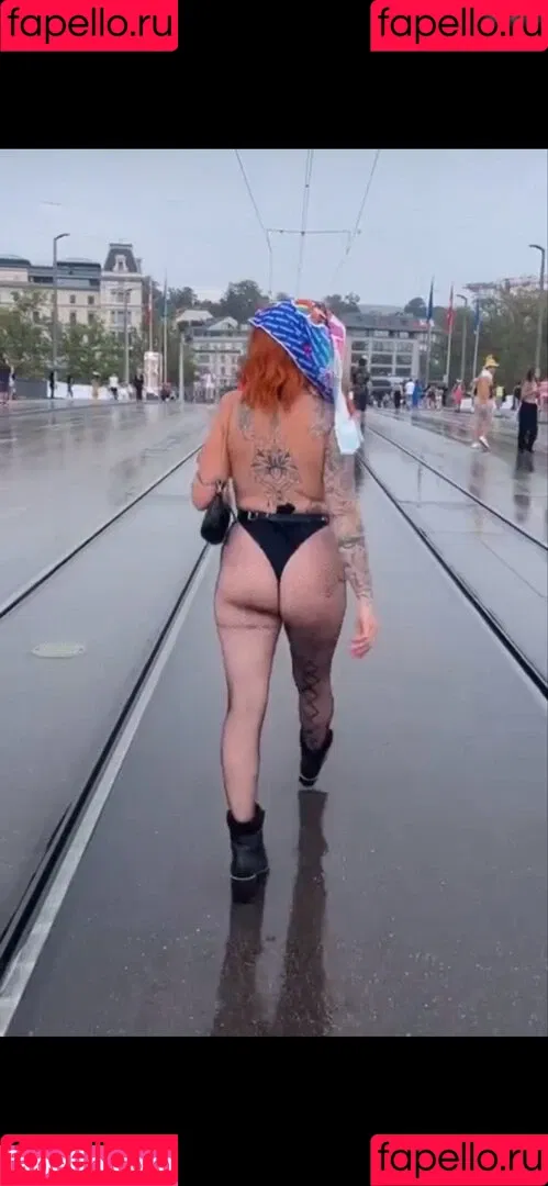 Redlook2 Onlyfans Photo Gallery 