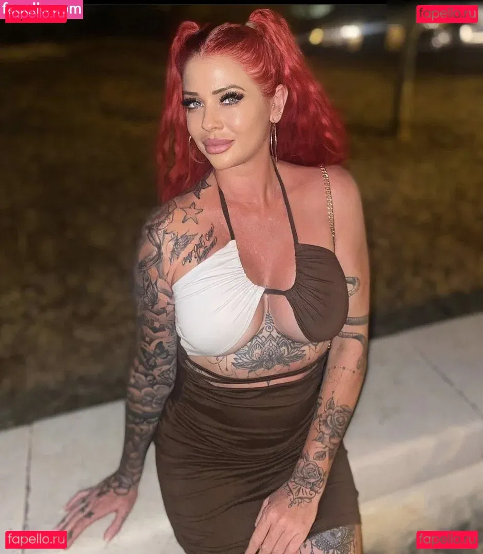 Redlook2 Onlyfans Photo Gallery 