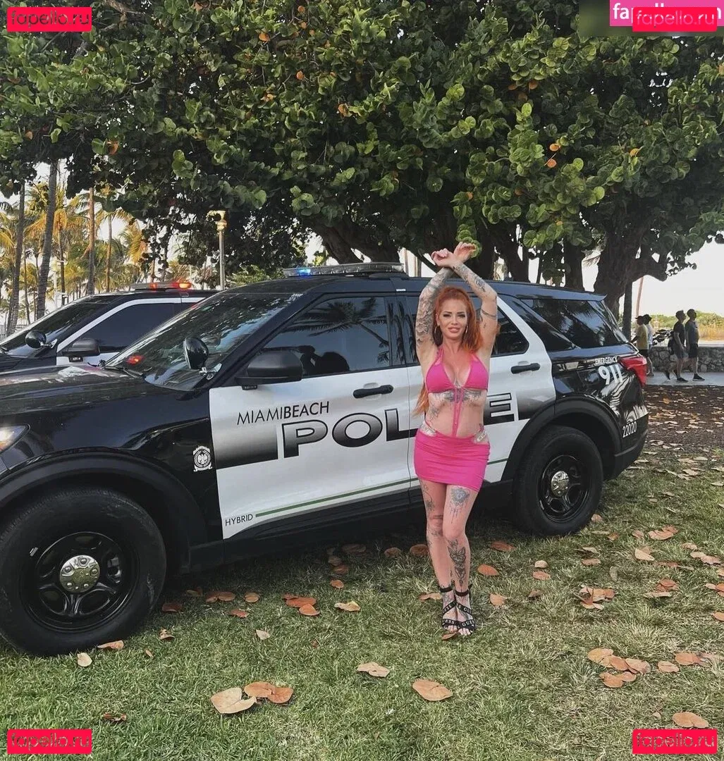 Redlook2 Onlyfans Photo Gallery 