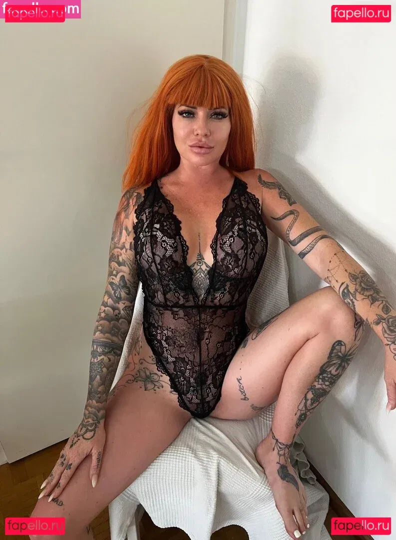 Redlook2 Onlyfans Photo Gallery 