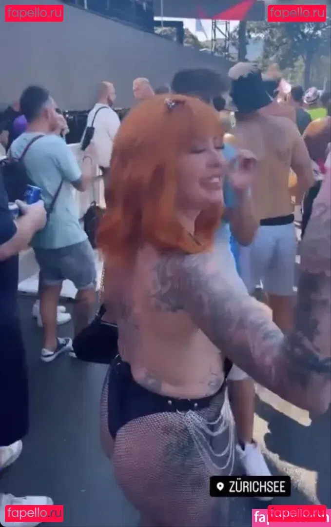 Redlook2 Onlyfans Photo Gallery 