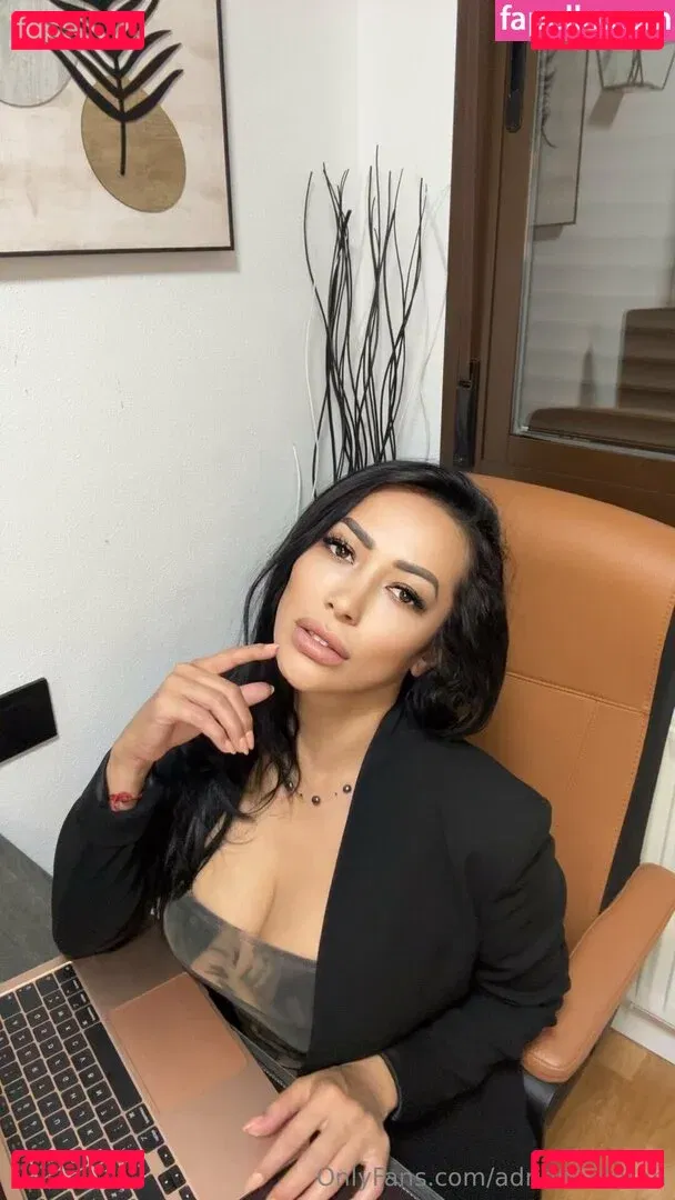 adrianameran Onlyfans Photo Gallery 