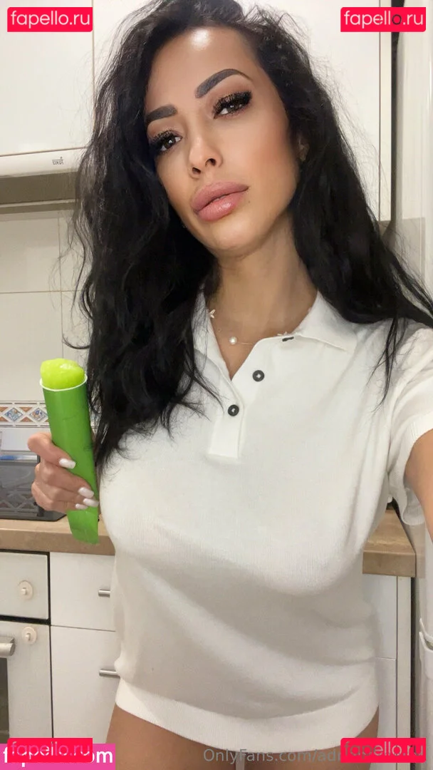 adrianameran Onlyfans Photo Gallery 