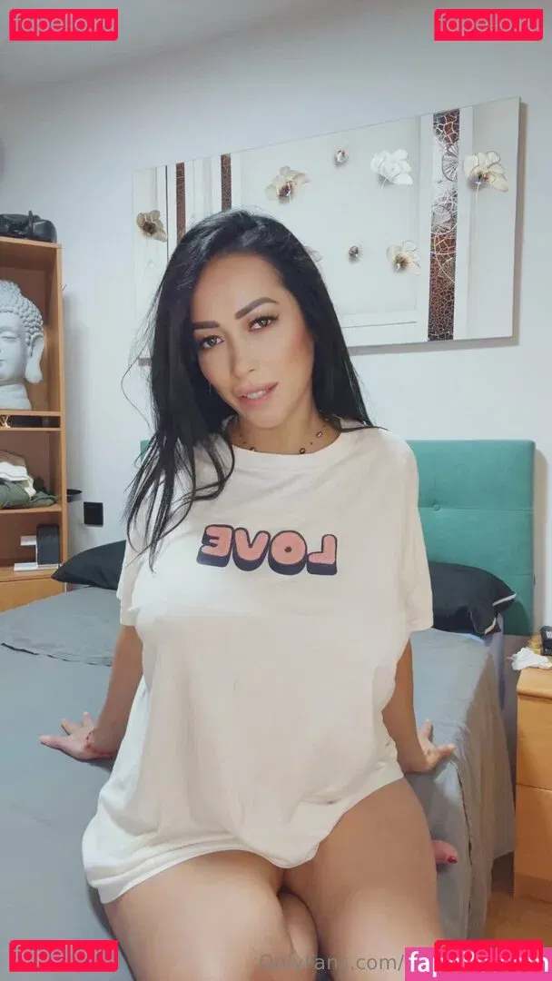 adrianameran Onlyfans Photo Gallery 