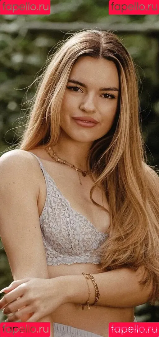 Sarah Theiler Onlyfans Photo Gallery 