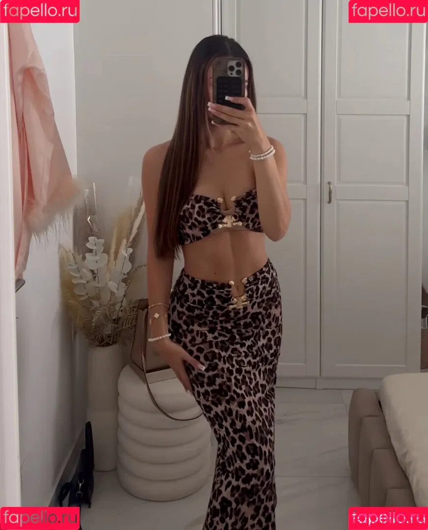 Sarah Theiler Onlyfans Photo Gallery 