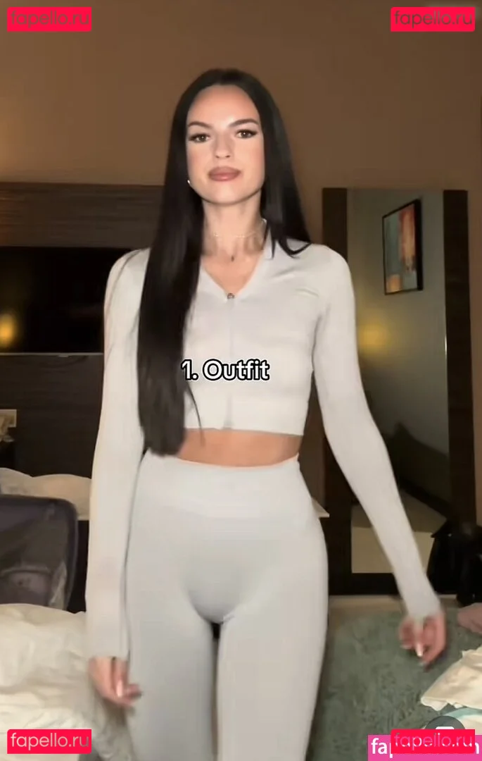 Sarah Theiler Onlyfans Photo Gallery 