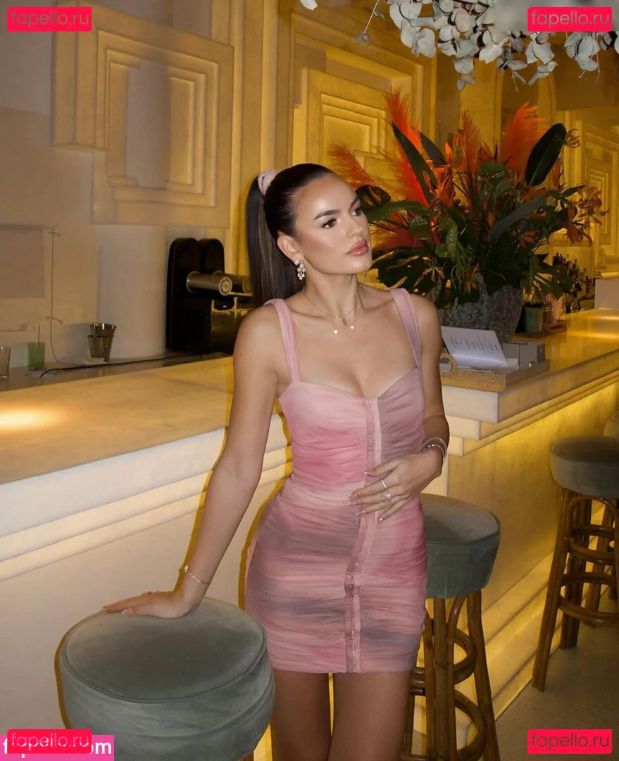 Sarah Theiler Onlyfans Photo Gallery 