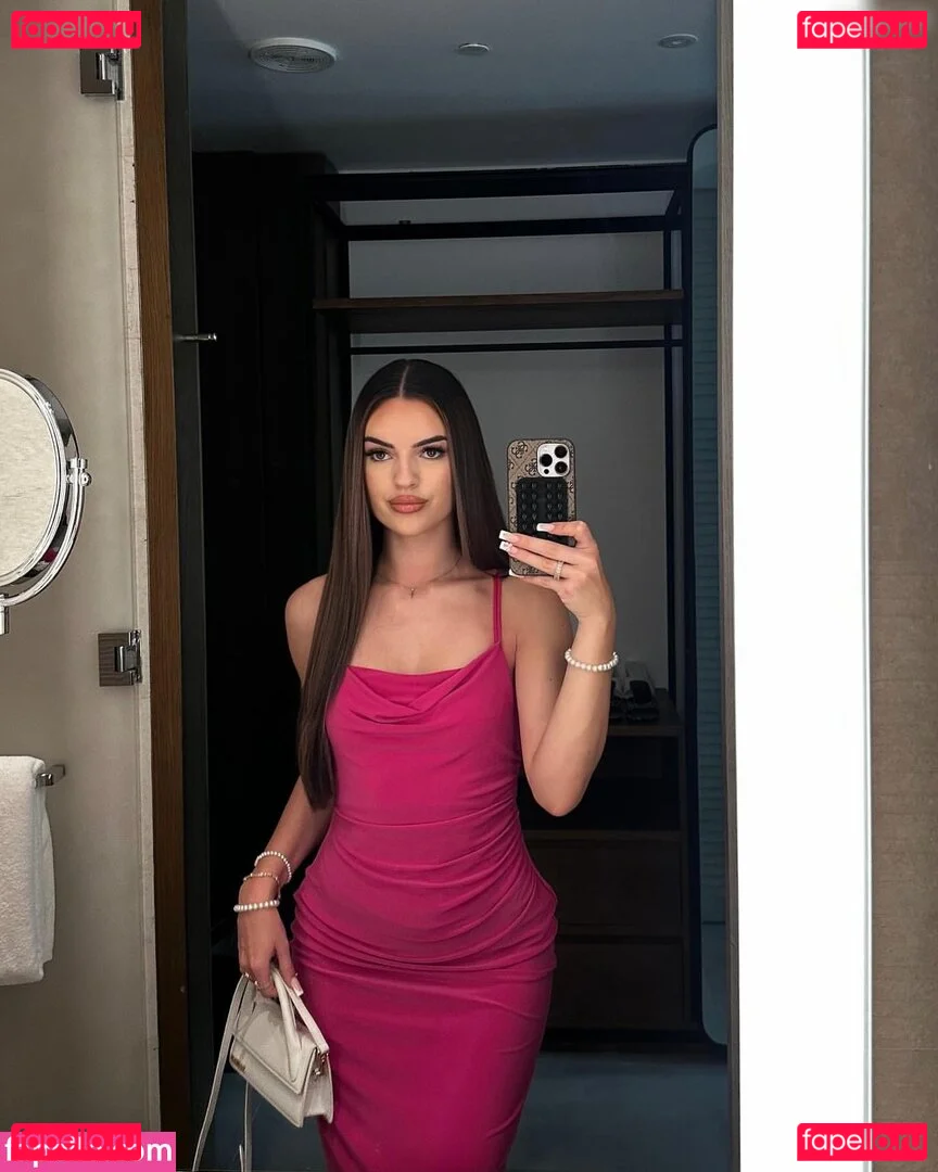 Sarah Theiler Onlyfans Photo Gallery 