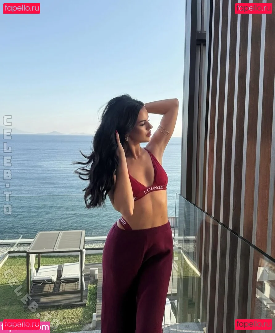 Sarah Theiler Onlyfans Photo Gallery 