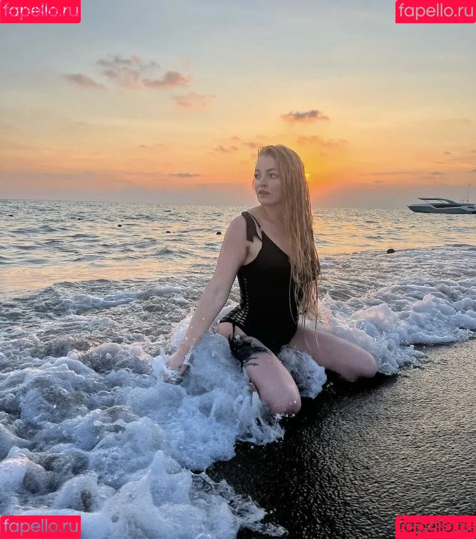 Josephine Welsch Onlyfans Photo Gallery 