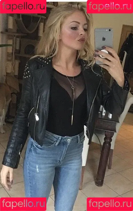 Josephine Welsch Onlyfans Photo Gallery 