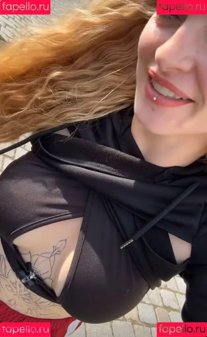Josephine Welsch Onlyfans Photo Gallery 