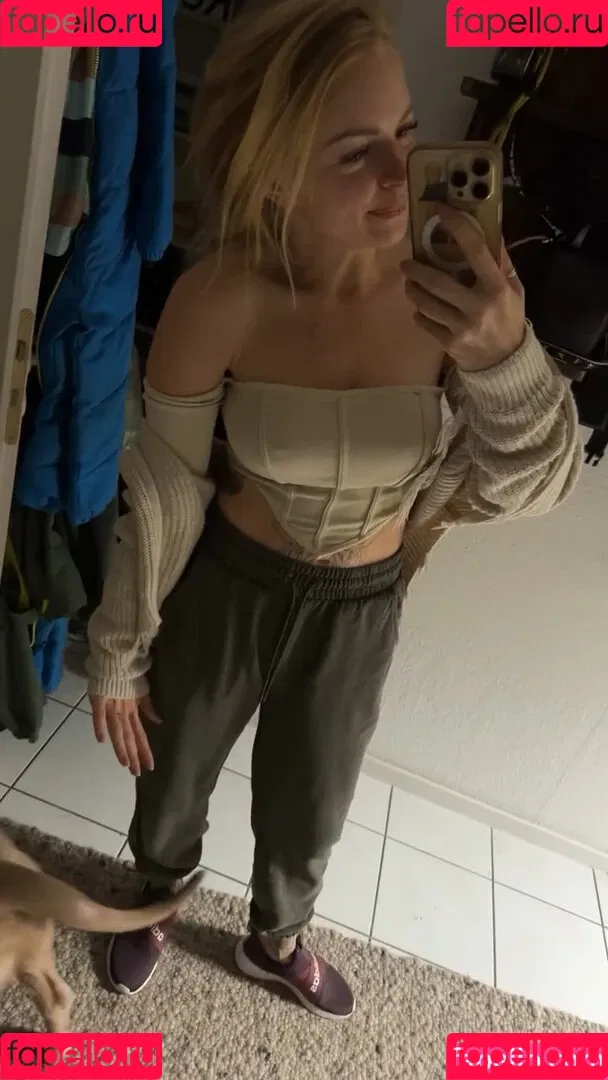 Josephine Welsch Onlyfans Photo Gallery 