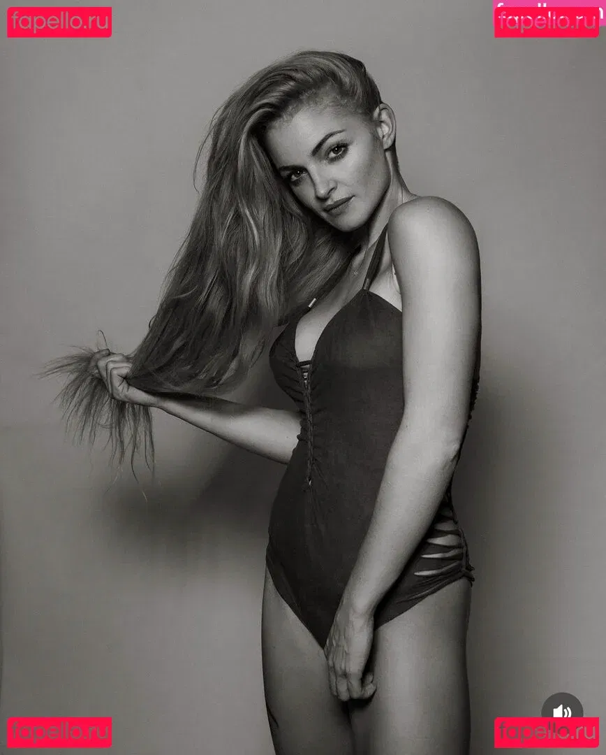 Josephine Welsch Onlyfans Photo Gallery 