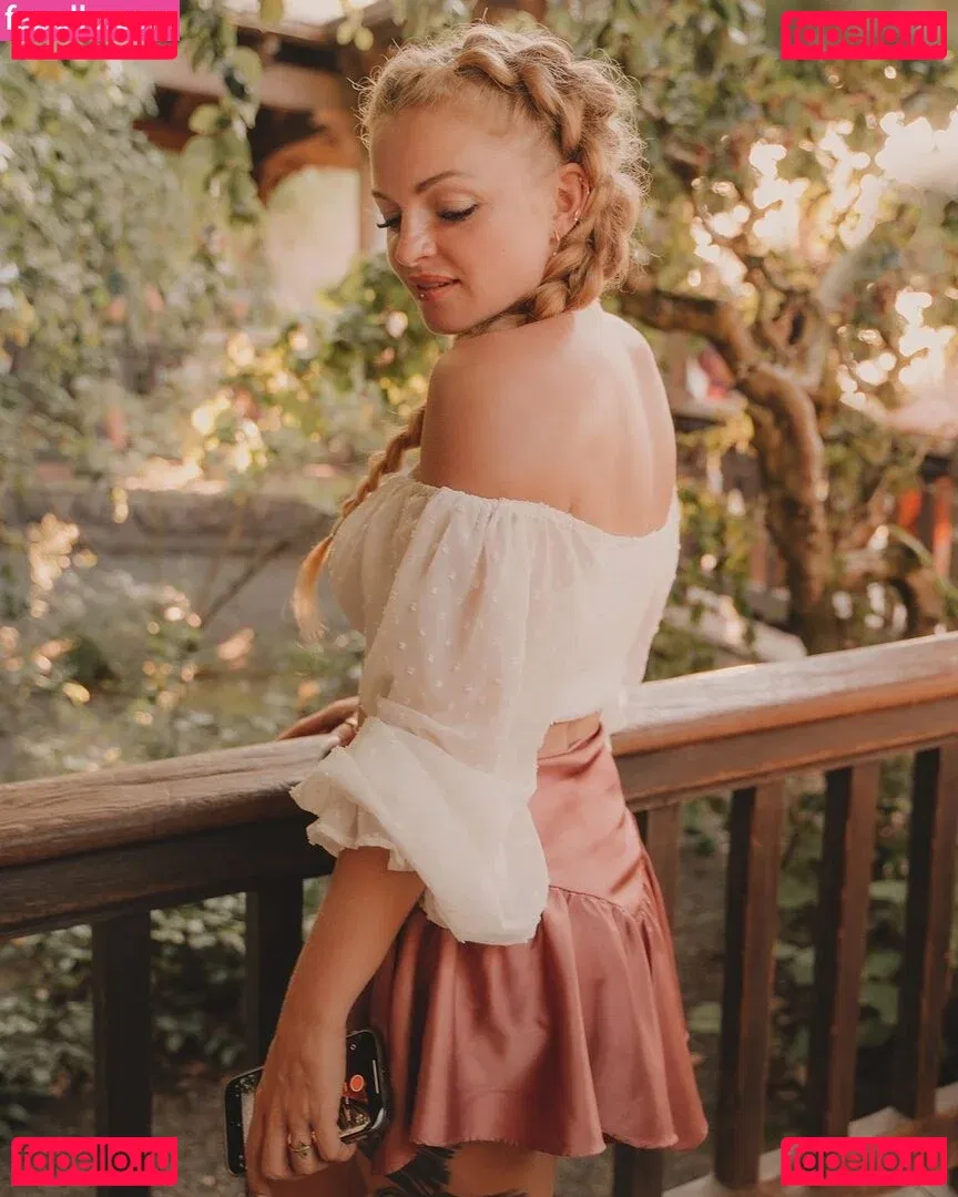 Josephine Welsch Onlyfans Photo Gallery 