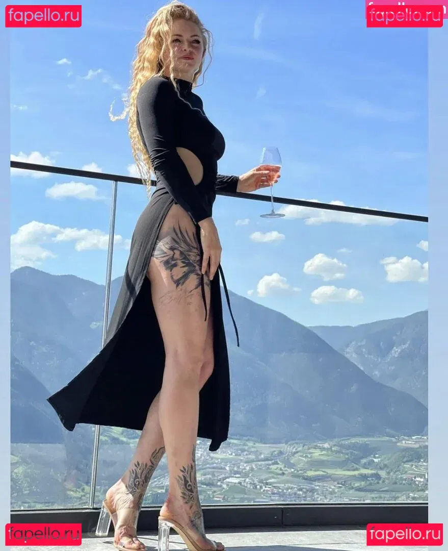 Josephine Welsch Onlyfans Photo Gallery 