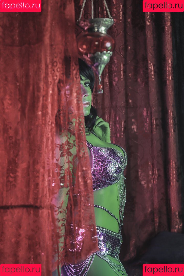 Vampisaurus Onlyfans Photo Gallery 