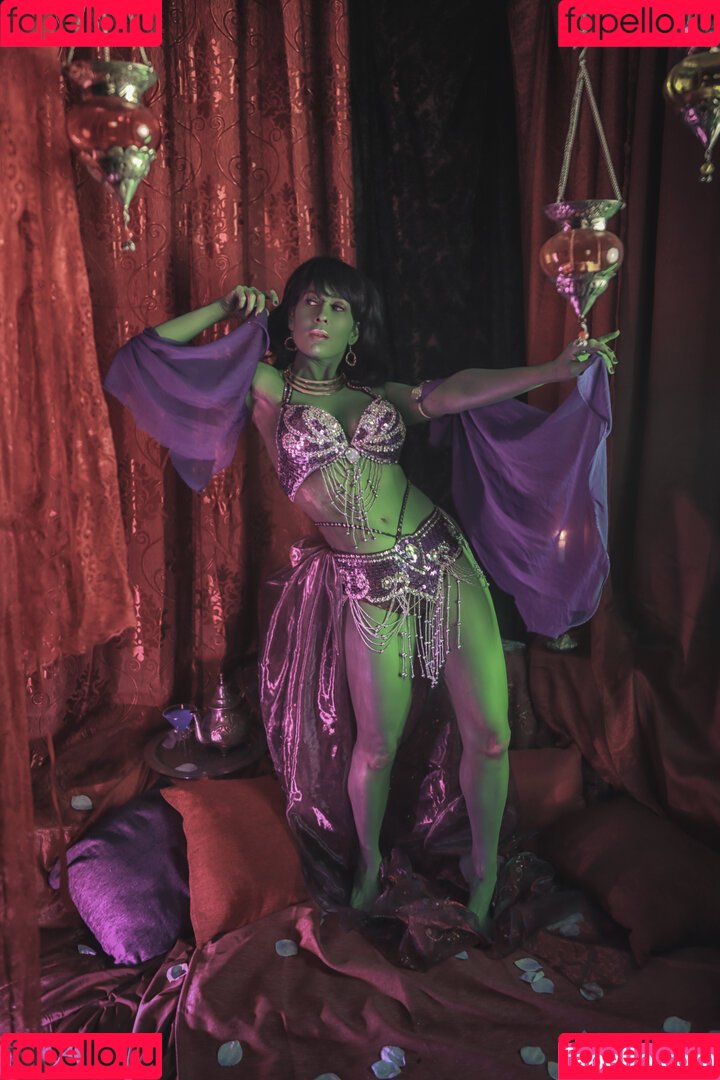 Vampisaurus Onlyfans Photo Gallery 