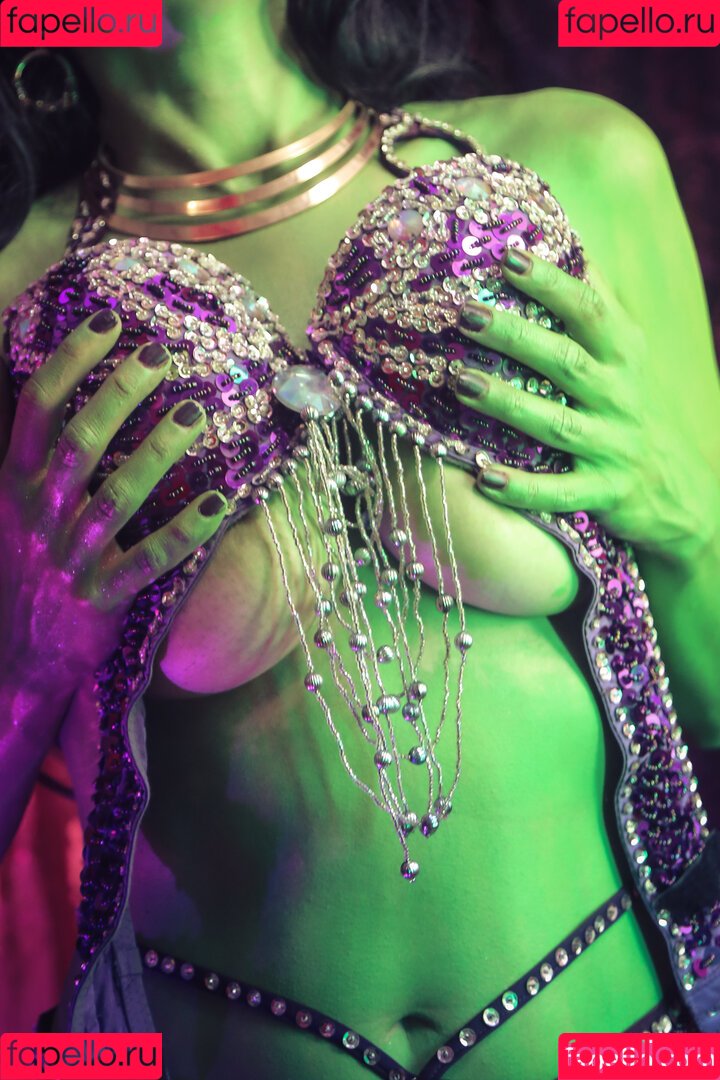 Vampisaurus Onlyfans Photo Gallery 