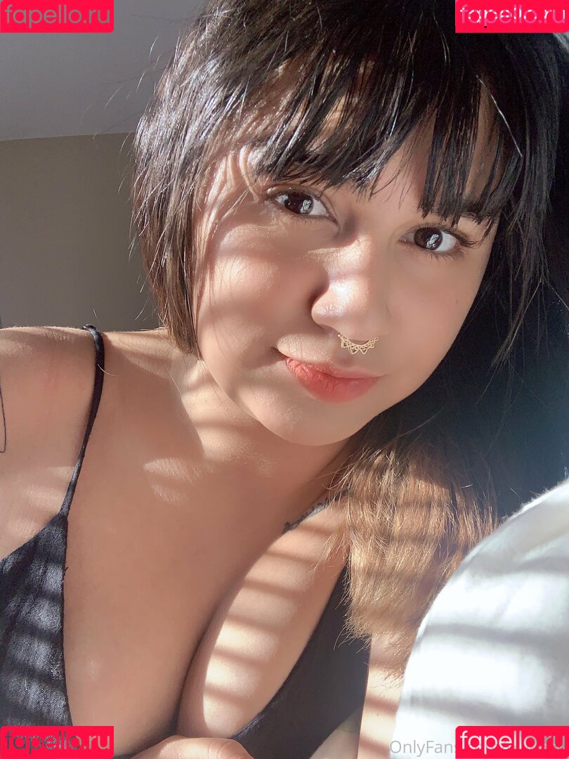 olliepov Onlyfans Photo Gallery 