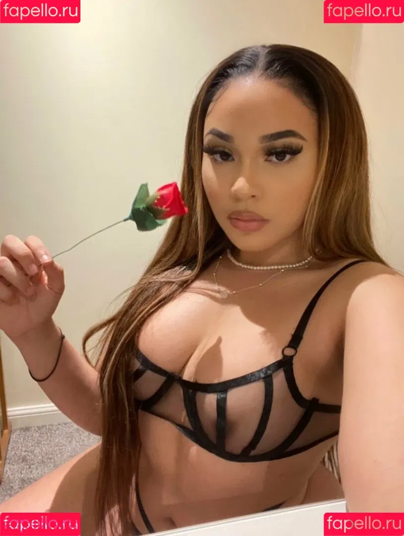rihannonad Onlyfans Photo Gallery 