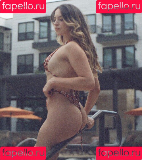 GillianAprils Onlyfans Photo Gallery 